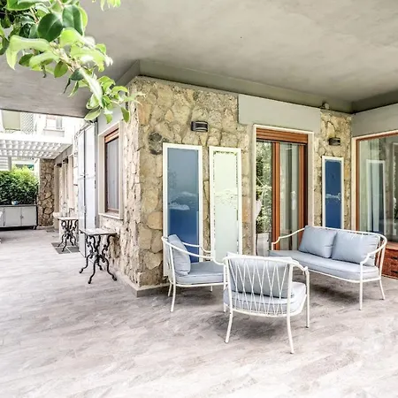 Il Canto Delle Sirene Apartman